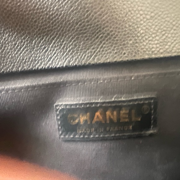 22C Chanel Boy Bag with silver/gold hardware - Picture 10 of 12